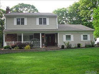 1st image of 15 University Dr