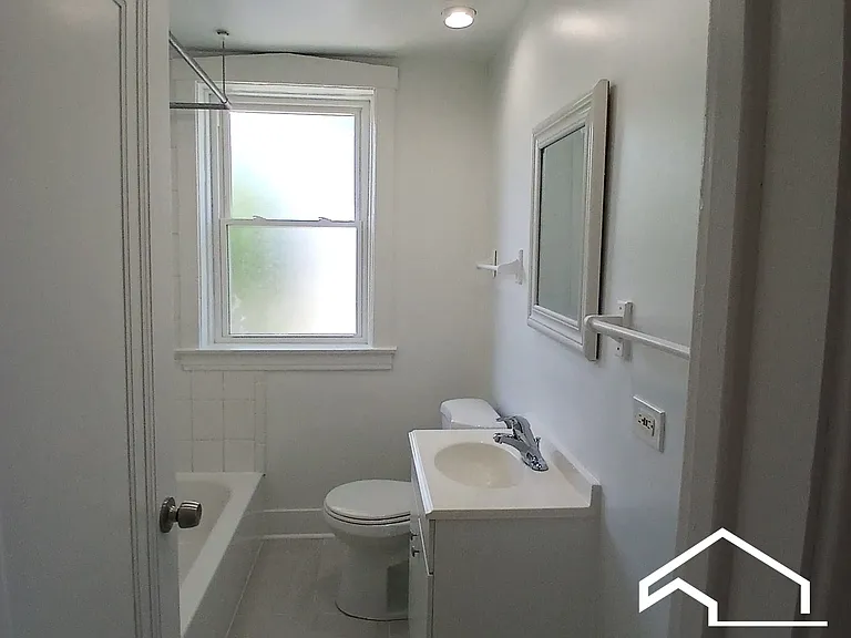 4652 W Palmer St #2 — Photo 13