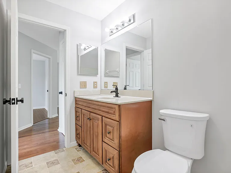 7236 Upper Albany Dr — Photo 45