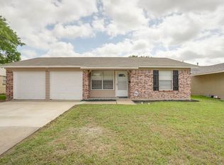 713 Globe Ave, Blue Mound, TX 76131