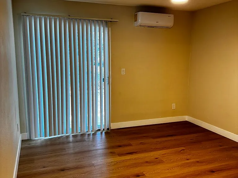 First St Manor Apartments — Photo 13