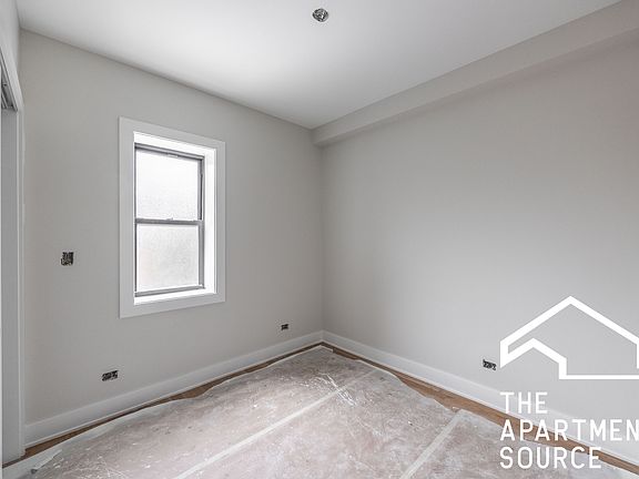 5th image of 2239 N Bissell St APT 1S