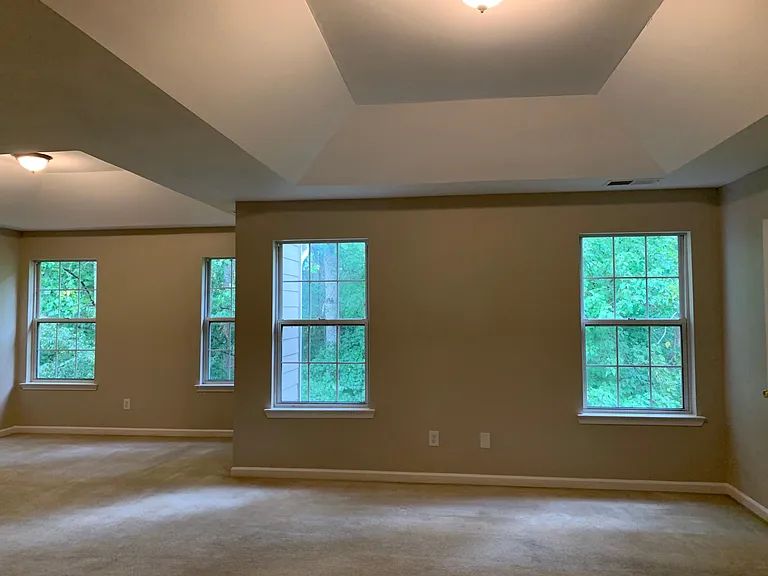 417 Holland Springs Dr — Photo 10