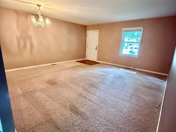 102 Rolling Acres Dr #A, Nicholasville, KY 40356
