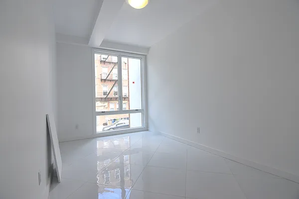 Rented by Triplemint | media 16