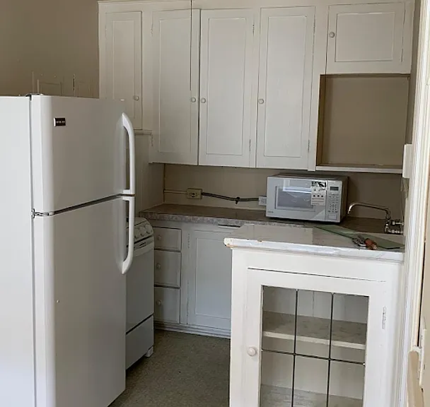 4235 Brooklyn Ave NE #201 — Photo 7