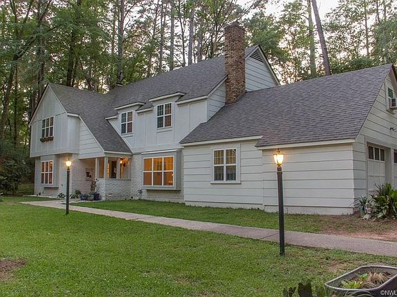 2nd image of 324 Maggie Ln
