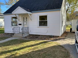 1908 Tackle St, Essexville, MI 48732