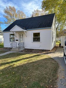 1908 Tackle St, Essexville, MI, 48732