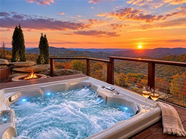 132 Sun Peaks Trail, Beech Mountain, NC 28604