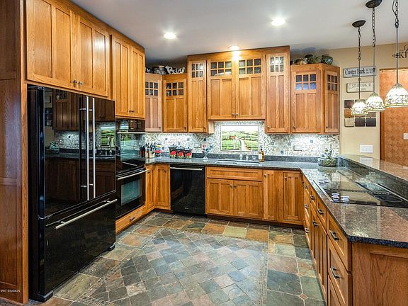 3rd image of 34442 S Davy Ln