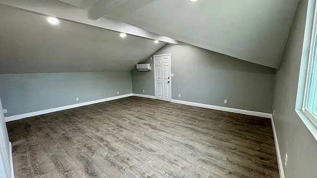front door entrance - 1048 W 62nd St #C
