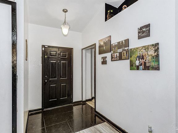 5th image of 6432 Sarasota St