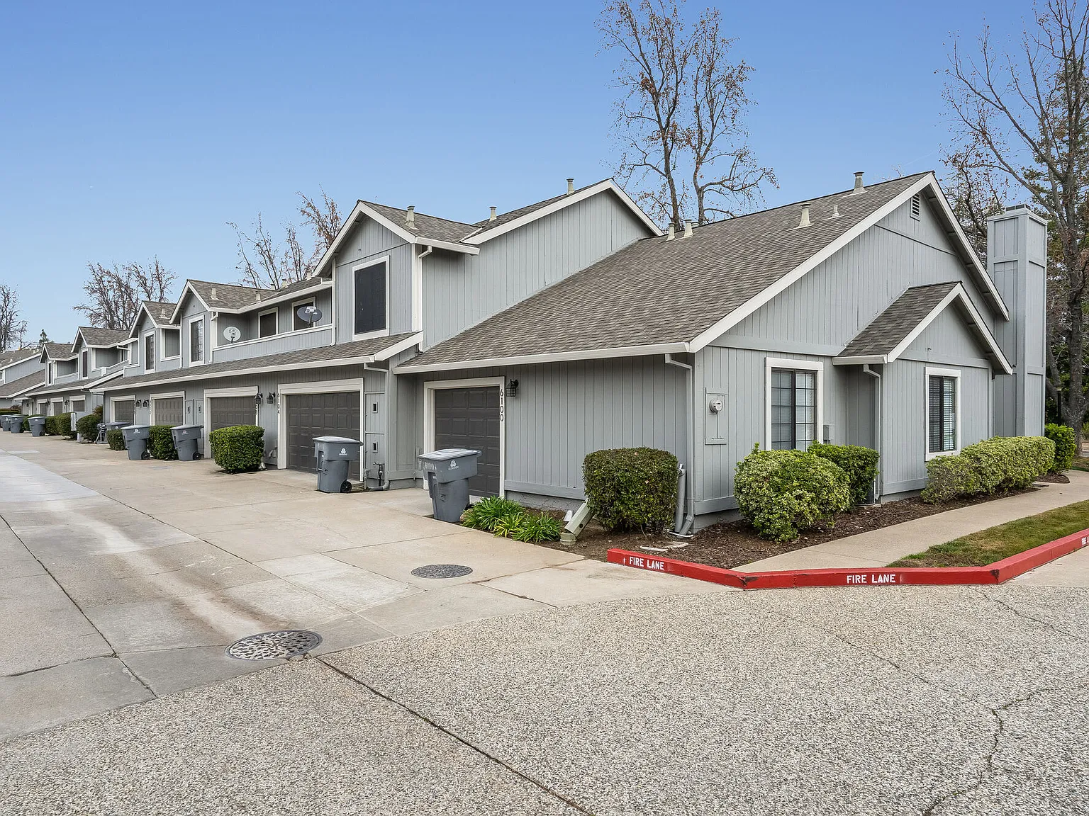 Woodstream Townhomes — Photo 4