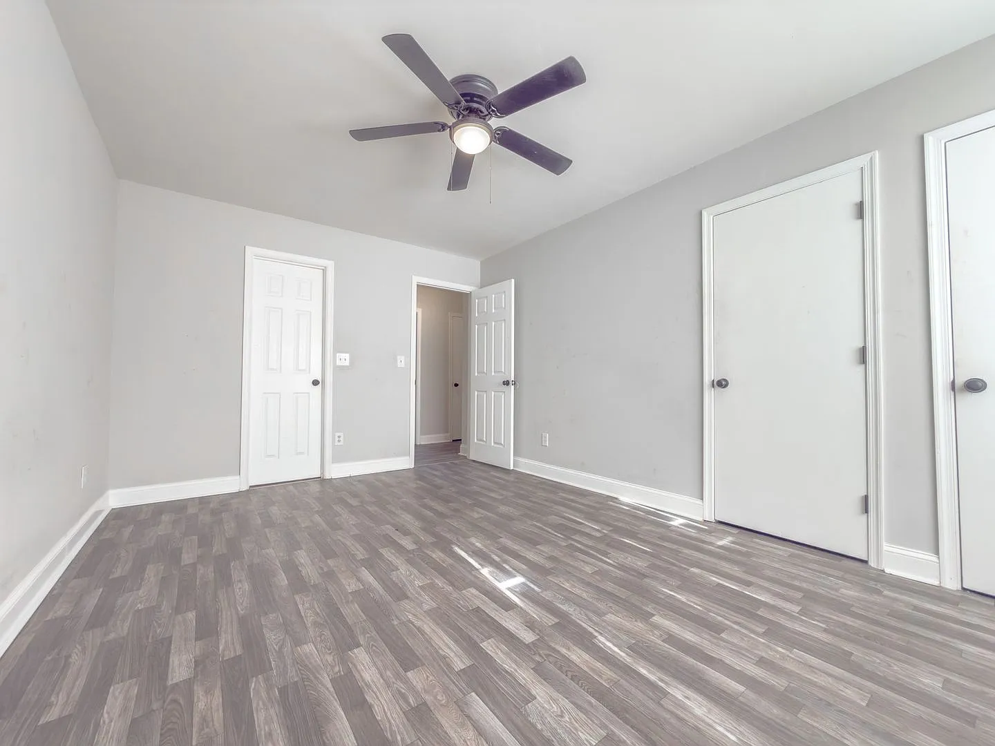 Charming 3BR Home in West Ashley — Photo 3