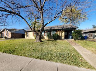 2021 Cedarwood Dr, Carrollton, TX 75007