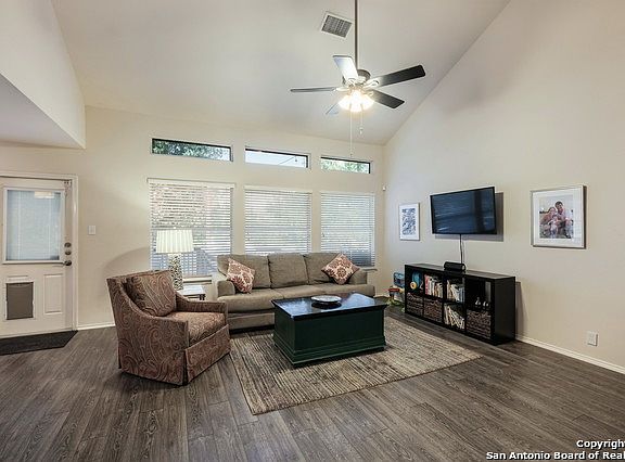 4th image of 7423 Painter Way