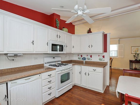 4th image of 804 Trotter Ct
