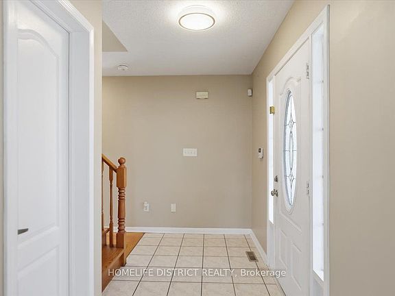 5th image of 901 Bennett Blvd