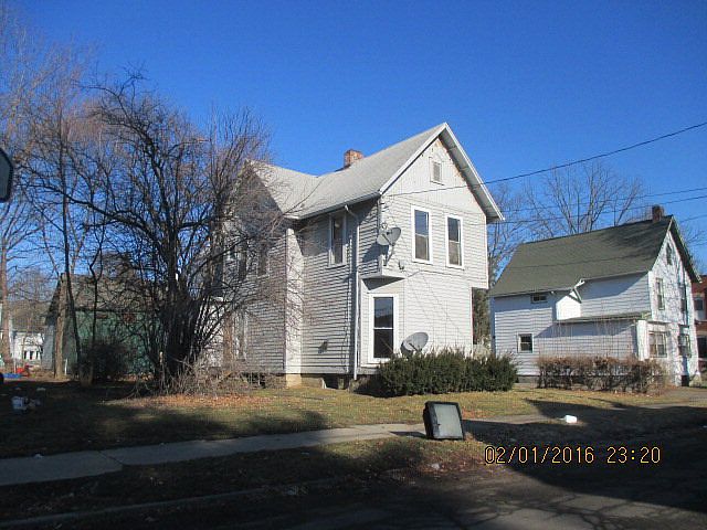 2nd image of 311 Horner St