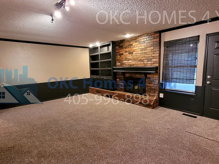 1504 Apollo Rd — Photo 5