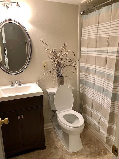 1st image of 6753 Quail Hollow Ct APT 3