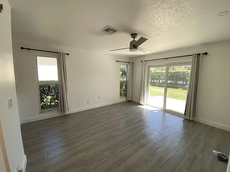 2450 Black Olive Blvd #A — Photo 11