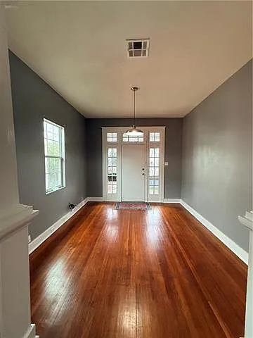2910 Bruxelles St — Photo 4
