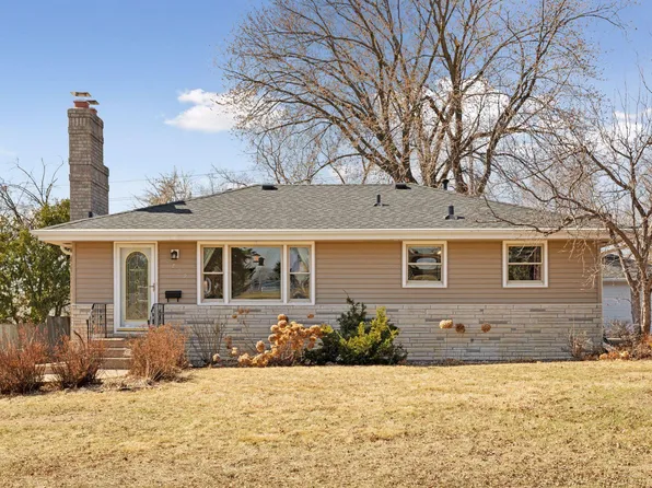 1709 Independence Ave N, Golden Valley, MN 55427