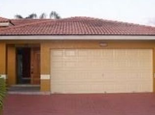 1555 SW 142nd Ave, Miami, FL 33184