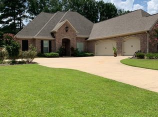 101 Bella Vista Dr, Brandon, MS 39042