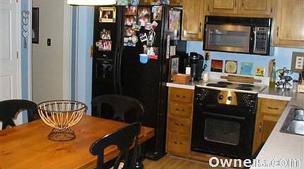 Another kitchen view