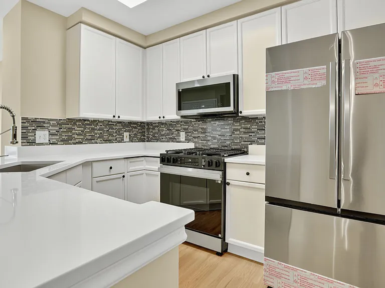 2492 Quick St #103 — Photo 7