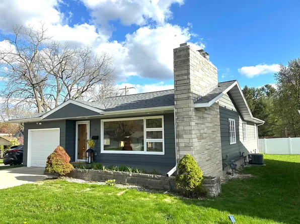 512 Minnesota Ave, Wisconsin Dells, WI 53965
