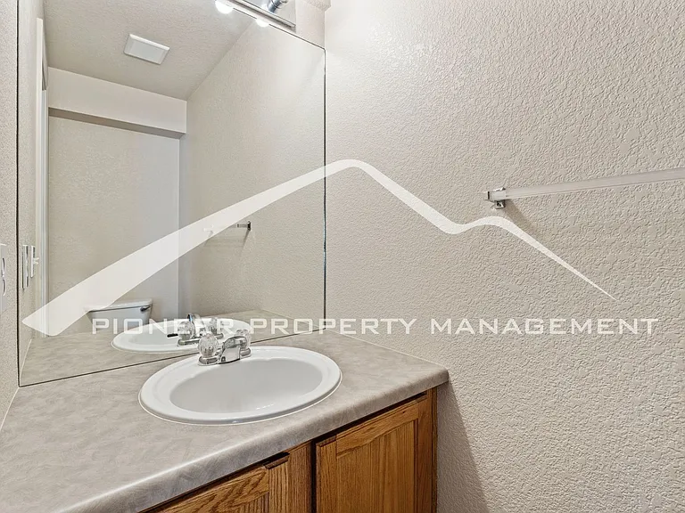 7604 Firehawk Ln — Photo 10