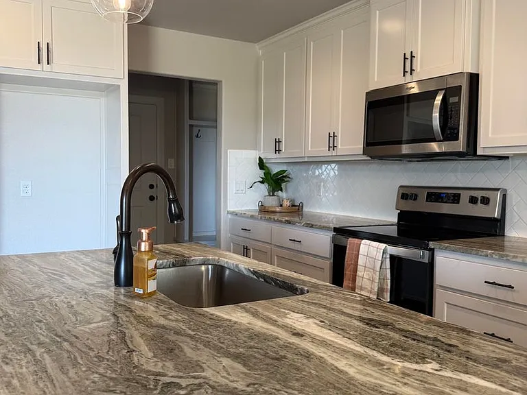 401 Old Authon Rd — Photo 6