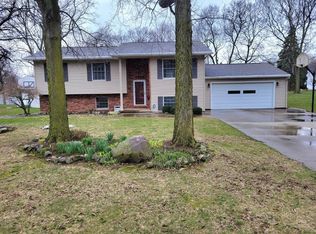 3544 N Karwood Dr, Port Clinton, OH