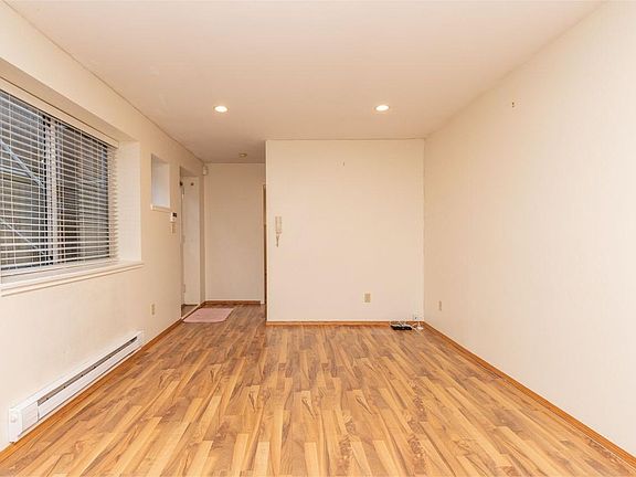 5th image of 2278 Jefferson Ave