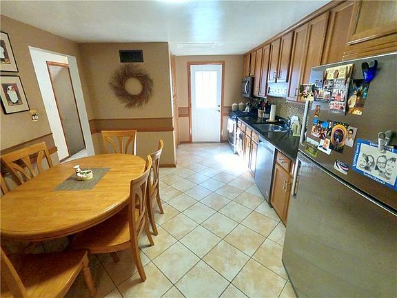 4th image of 50 Sierra Dr