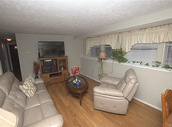 4th image of 7705 Odonnell Ct