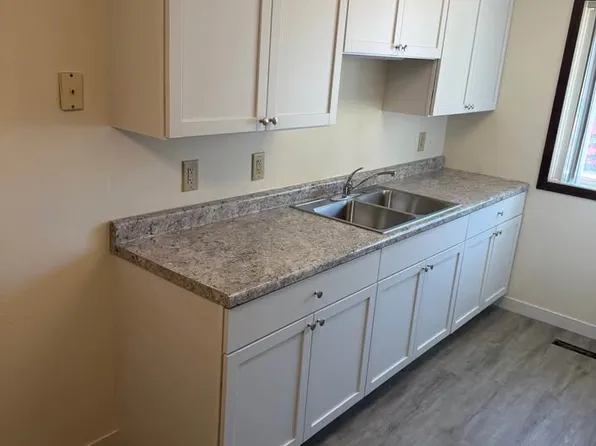 4719 S Baha Ave, Sioux Falls, SD 57106