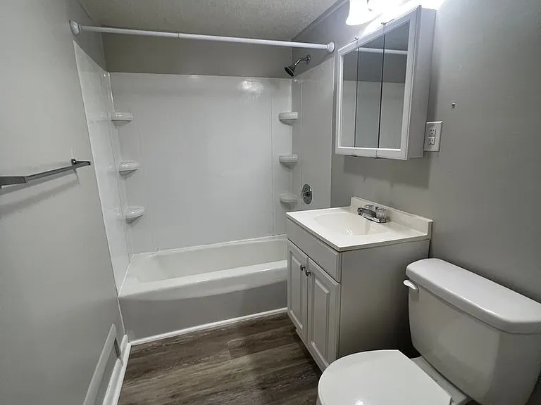 5208 W Ridge Rd — Photo 14