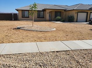21811 Cholena Rd, Apple Valley, CA 92307