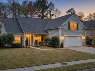 101 Chancellors Dr, Summerville, SC 29485