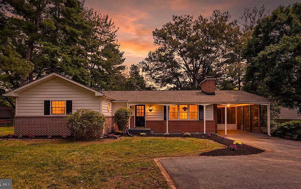 1st image of 2933 Bethany Ln