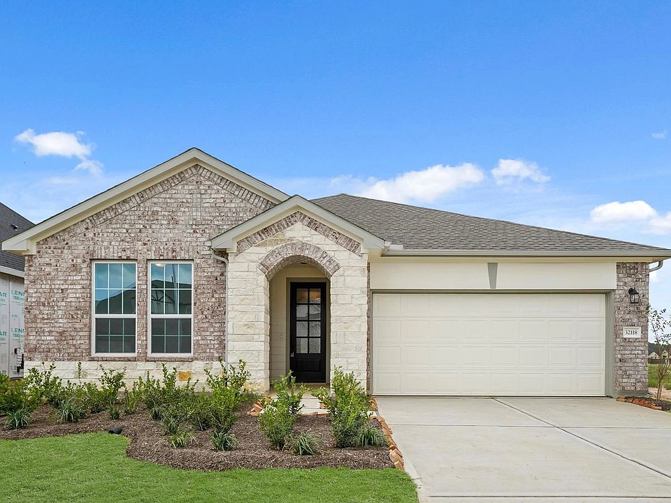 Welcome home to 32118 Sweet Pea Meadows Drive located in the community of Dellrose and zoned to Wall