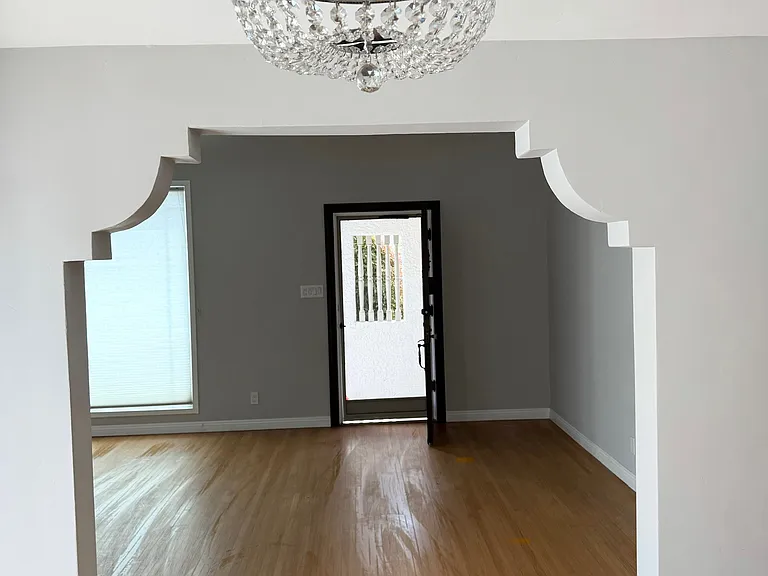 5907 Pickford St — Photo 6