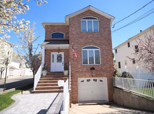 107 Ridgewood Ave, Staten Island, NY 10312