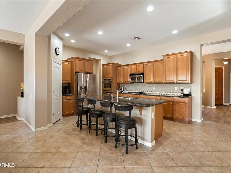 743 E Torrey Pines Pl — Photo 13