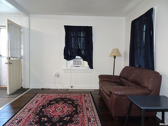 5th image of 1540 W 37th St